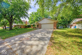 910 Summitcrest Dr, Indianapolis, IN 46241