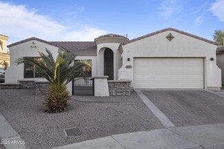 2827 W Herro Ln, Phoenix, AZ 85017