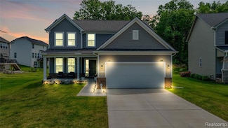8435 Sandhill Ct, White Lake Charter Township, MI 48386