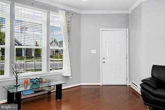 42557 Burbank Terrace, Sterling, VA 20166