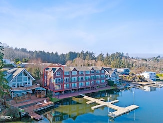 3792 NE West Devils Lake Rd Unit 1, Lincoln City, OR 97367