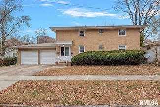 811 W Governor St, Springfield, IL 62704