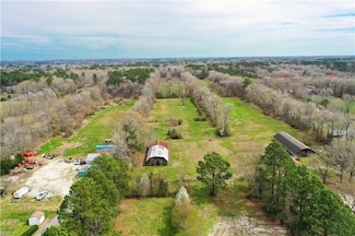 1069 Shillelagh Rd, Chesapeake, VA 23323