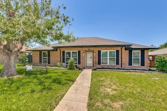 2620 Carmel Dr, Carrollton, TX 75006