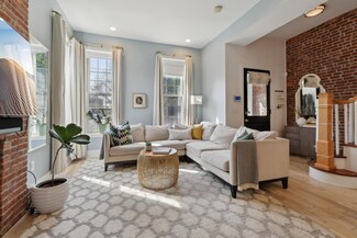 2 Park St, Jersey City, NJ 07304
