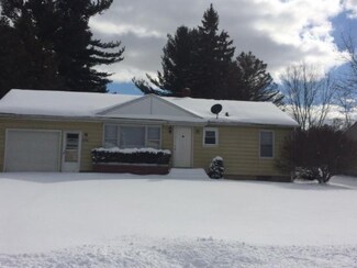 3402 Parchmount Ave, Kalamazoo, MI 49004