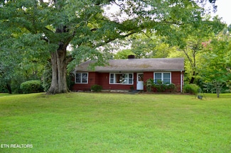 22 Hilltop Place, Norris, TN 37828