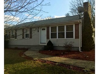 70 Orchard Dr, Cumberland, RI 02864