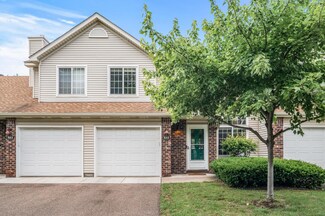 533 Old Town Dr Unit 37, New Brighton, MN 55112