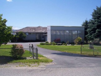 614 E Dewberry Ave, Omak, WA 98841