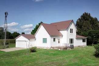 1411 155th St, Boone, IA 50036