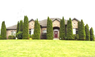 6011 Pebble Creek Dr, Floyds Knobs, IN 47119
