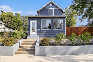 3615 Pleasant St, South Bend, IN 46615