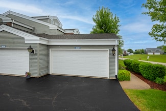8020 Sunflower Ct Unit H, Fox Lake, IL 60020