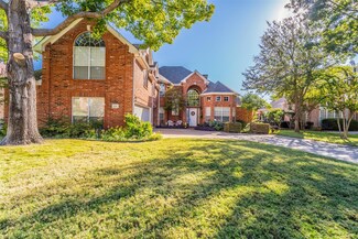 909 Hills Creek Dr, McKinney, TX 75070