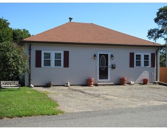 20 Perron Ave, Somerset, MA 02726