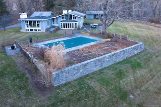 415 South St, Litchfield, CT 06759