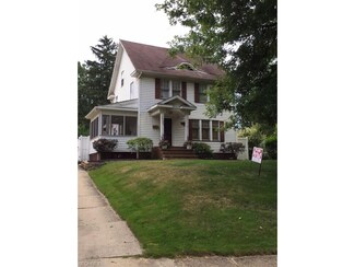 1721 24th St, Cuyahoga Falls, OH 44223
