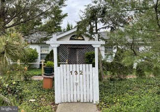 132 Ogg Ave, Somerdale, NJ 08083