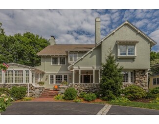 35 Everett Ave, Winchester, MA 01890