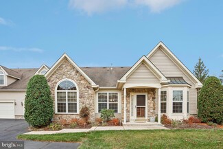 53 Villa Dr Unit 40, Warminster, PA 18974