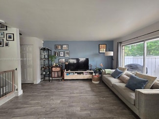 4560 SW 68th Ct Cir Unit 61-9, Miami, FL 33155