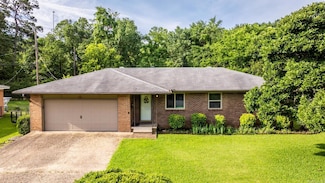 31 Meadowbrook Dr, Little Rock, AR 72205