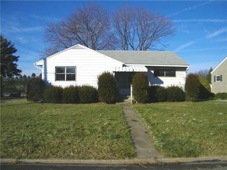 120 Maria Ln, Zelienople, PA 16063