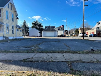 1252/1253 Memorial Ave, Williamsport, PA 17701