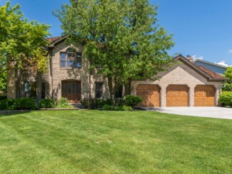 601 Inverness Dr, Aurora, IL 60504