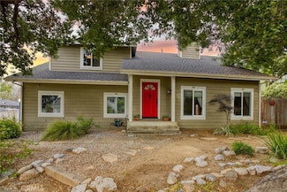 8016 Cora St, Sunland, CA 91040