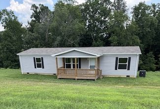 9458 Sunrise Rd, Red Boiling Springs, TN 37150