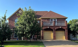 2705 Redstone Dr, Arlington, TX 76001