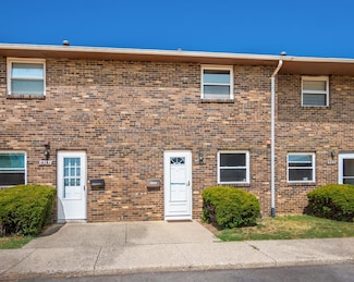 1299 Woodbrook Ln Unit 225, Columbus, OH 43223