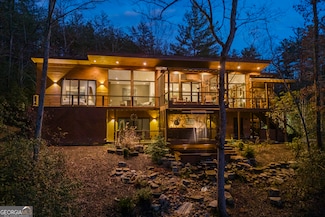 303 Clarice Ln, Sautee Nacoochee, GA 30571