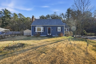 33 Springdale St, Westfield, MA 01085