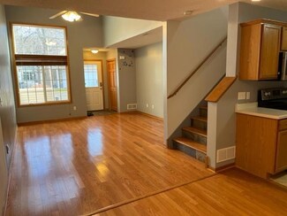 5122 207th St N, Forest Lake, MN 55025