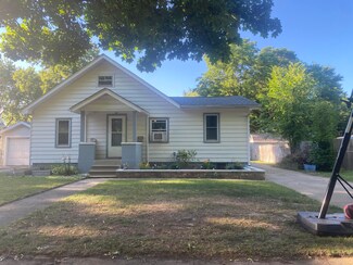 1617 Cherry St, Niles, MI 49120