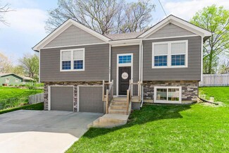 5405 N Broadway St, Gladstone, MO 64118