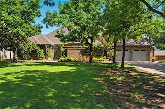 1409 Glenbrook Terrace, Nichols Hills, OK 73116