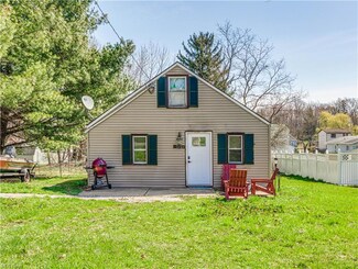 323 James Ave, Akron, OH 44312
