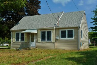 2505 E Cavanaugh Rd, Lansing, MI 48910