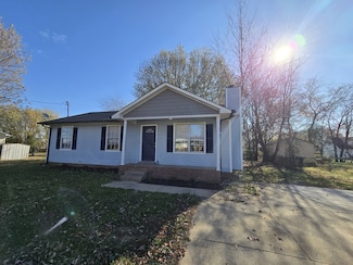 414 Pacific Ave, Oak Grove, KY 42262
