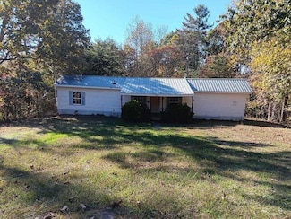 2222 Mount Pleasant Rd, Strunk, KY 42649