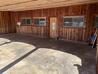86 Hall St, Lexington, TN 38351