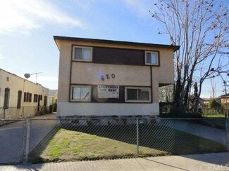 620 W 84th St, Los Angeles, CA 90044