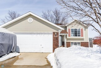 3510 30 St S, Fargo, ND 58104