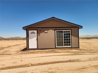 60750 Stagemans Rd, Landers, CA 92285