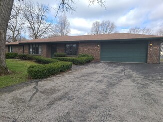 2677 E Heritage Dr, Kankakee, IL 60901