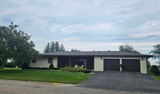 506 N Jefferson St, Calmar, IA 52132